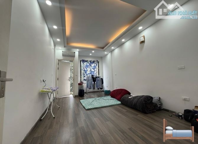 Hàng hiếm Đầm Trấu, Hai Bà Trưng – Ô tô đỗ – Kinh doanh tốt | 44m² × 5 tầng | 17.8 tỷ