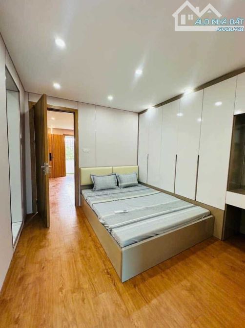 Chính chủ phán căn tập thể mặt phố Quỳnh Mai-65m2-3 ngủ đủ công năng