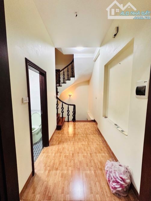 SIÊU HIẾM – MẶT PHỐ LẠC LONG QUÂN – 103M² – CHỈ 10.8 TỶ RẺ HƠN GIÁ ĐỀN BÙ