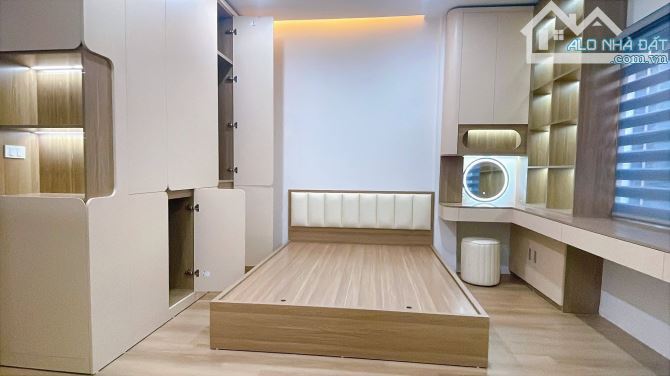 Nhà Đẹp Trường Chinh, Đống Đa 32/35m, 5 tầng, mt 5m, giá 9.18 tỷ.