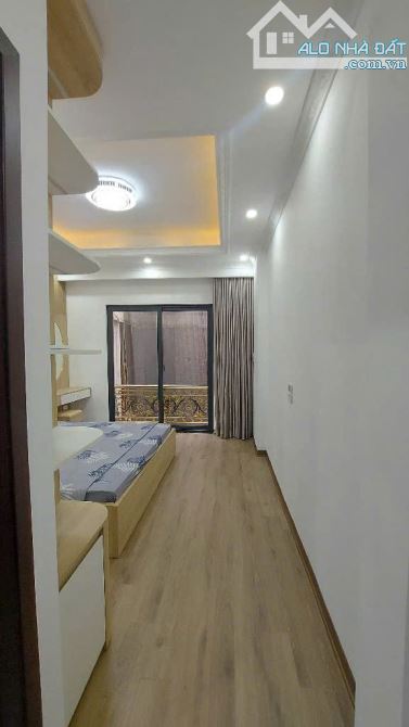 NHÀ ĐẸP PHỐ QUAN NHÂN, 39M², 5 TẦNG, NGÕ Ô TÔ, GIÁ 10.45 TỶ