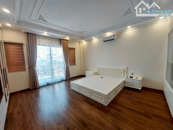 HOÀNG VĂN THÁI – NHÀ PHÂN LÔ QUÂN ĐỘI, GARA Ô TÔ, BAN CÔNG THOÁNg 50M2 5 TẦNG 16.2 TỶ