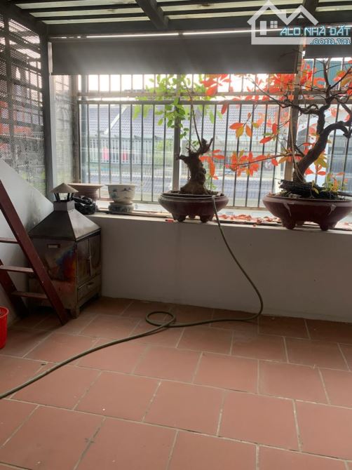 HOÀNG QUỐC VIỆT PHÂN LÔ 37,5 TỶ 75m 5 TẦNG THANG MÁY GARA KINH DOANH