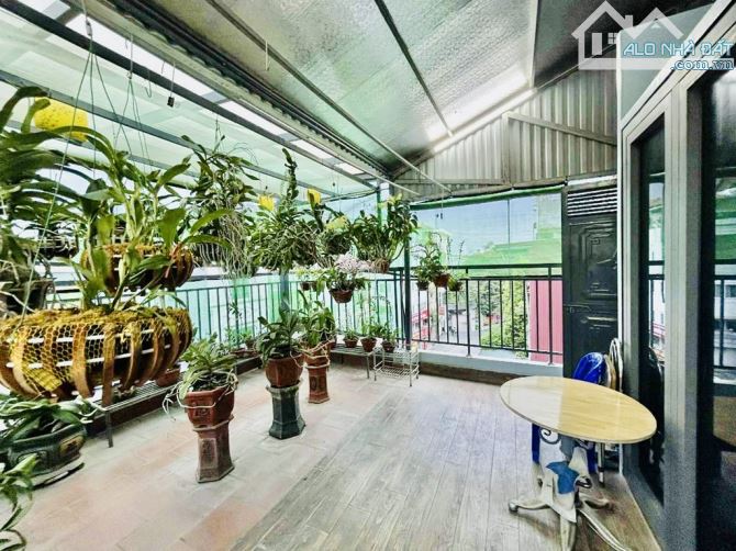 Bán gấp nhà phố Trần Đại Nghĩa-40m2-5 tầng-4m rộng-10m dài