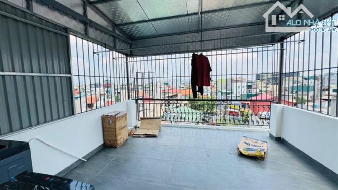 Bán nhà Vĩnh Hưng, siêu phẩm 6 tầng 10 phòng thang máy, 2 thoáng vĩnh viễn, hơn 13 đồng