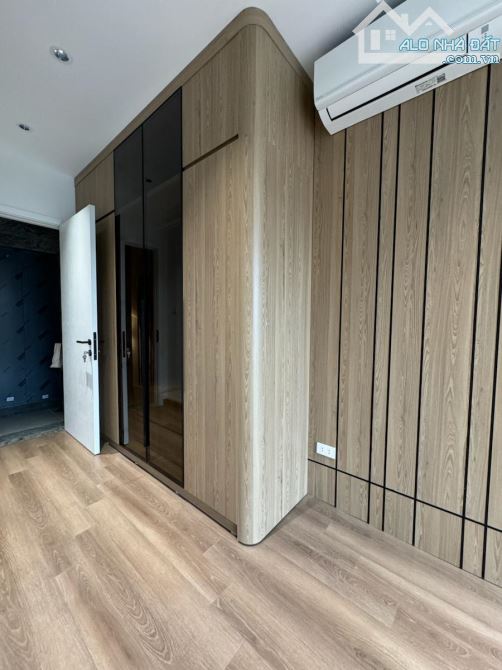 NGUYỄN NGỌC NẠI – NHÀ THANG MÁY, Ô TÔ QUA NHÀ, NGÕ THÔNG 46M2 6 TẦNG THOÁNG Ở VĂN PHÒNG OK