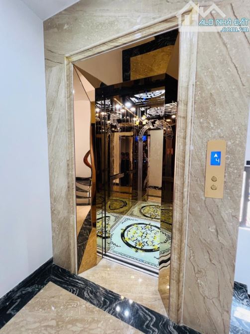 HIẾM NHÀ PHÂN LÔ NGUYỄN NGỌC NẠI 1 NHÀ RA PHỐ NGÕ THÔNG Ô TÔ VÀO NHÀ 42M2 7 TẦNG 17