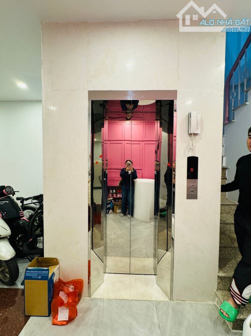 Phân lô Mình Khai, 7 tầng thang máy nhà đẹp, oto tránh đỗ, thông sàn 55m2. Giá 19.4 tỷ