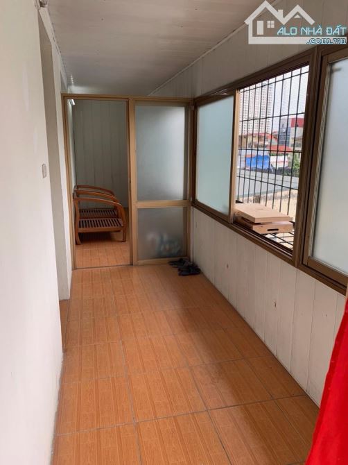 TẬP THỂ LẠC TRUNG-LÔ GÓC SÁNG THOÁNG-3PN 2WC-110M2-NHIỀU CỬA SỔ-Ô TÔ ĐỖ-KHU SẠCH ĐẸP