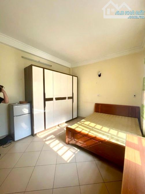 Nhà gần Hồ Quan Nhân - THANH XUÂN - 30M RA Ô TÔ TRÁNH - 2 MẶT THOÁNG - 7,9 Tỷ