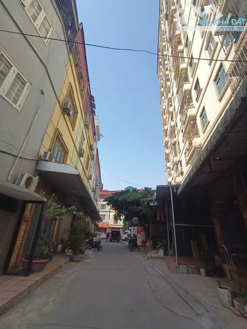 Cần bán nhà tại KĐT định Công, nhà 2 mặt ngõ ô tô, kinh doanh tốt, 5 tầng thang máy 24 tỷ