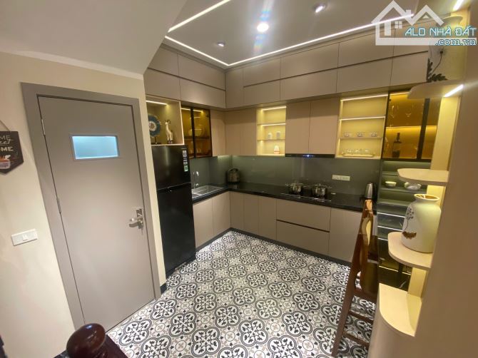 Tiện ích hồ Ba Mẫu, ngõ thông, ô tô gần - 52m x 4 tầng MT 4.6m nở hậu - 12.3 tỉ