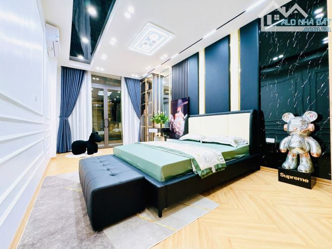 SIÊU HIẾM! PHÚ THƯỢNG, TÂY HỒ - Hơn 24 TỶ -110m² –4 TẦNG –THANG MÁY- PHÂN LÔ- Ở SƯỚNG