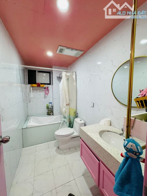 Phân lô Mình Khai, 7 tầng thang máy nhà đẹp, oto tránh đỗ, thông sàn 55m2. Giá 19.4 tỷ