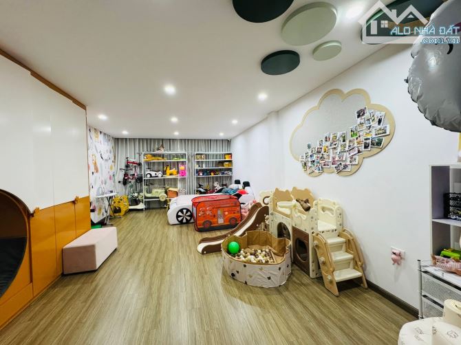 Phân lô Mình Khai, 7 tầng thang máy nhà đẹp, oto tránh đỗ, thông sàn 55m2. Giá 19.4 tỷ