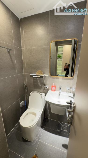 HẠ CHÀO 200TR - TRẦN KHÁT CHÂN - BA GÁC ĐỖ CỬA - NGÕ THÔNG - 40M2*5T chỉ 7,98TỶ