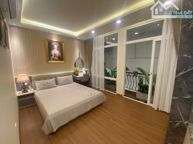 Tiện ích hồ Ba Mẫu, ngõ thông, ô tô gần - 52m x 4 tầng MT 4.6m nở hậu - 12.3 tỉ