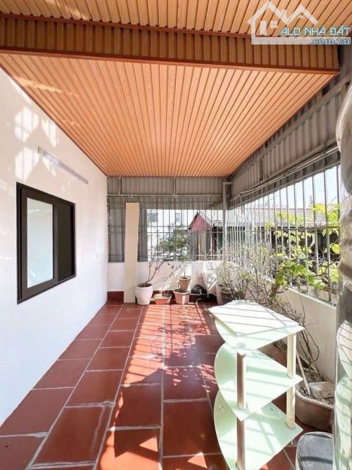 Hồng Mai - 4.2 tỷ - 4 tầng dân xây full nội thất - trung tâm quận Hai Bà