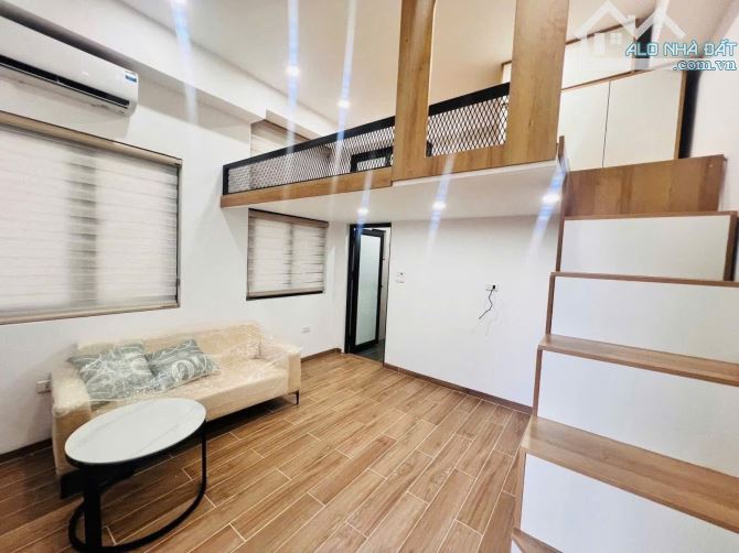 CCMN 7 tầng thang máy Võ Chí Công, 106m2 x mtiền 11m, 25 phòng~1.6 tỷ/năm. Giá 30.5 tỷ