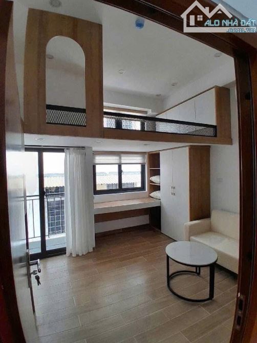 CCMN 7 tầng thang máy Võ Chí Công, 106m2 x mtiền 11m, 25 phòng~1.6 tỷ/năm. Giá 30.5 tỷ