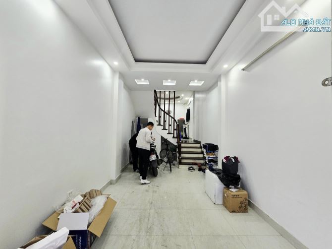 BÁN NHÀ LẠC LONG QUÂN--MẶT NGÕ KINH DOANH – NGÕ RỘNG THÔNG – 5 TẦNG NHÀ MỚI