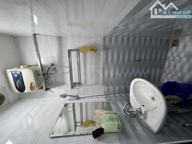 BÁN NHÀ HÀNG BỒ HOÀN KIẾM GẦN PHỐ NHÀ ĐẸP THOÁNG FULL TIỆN ÍCH GIÁ CHỈ NHỈNH 7 TỶ