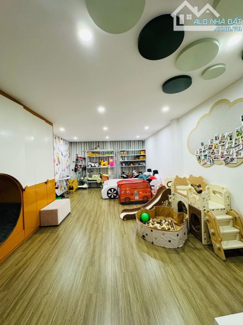 Phân lô Mình Khai, 7 tầng thang máy nhà đẹp, oto tránh đỗ, thông sàn 55m2. Giá 19.4 tỷ