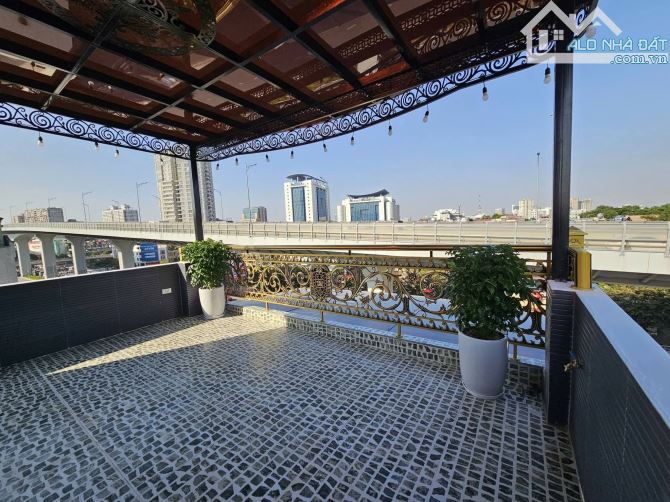 7 tầng thang máy siêu đẹp Mặt Phố Đại La, vỉa hè thênh thang, mặt tiền 5m. Giá 30.8 tỷ