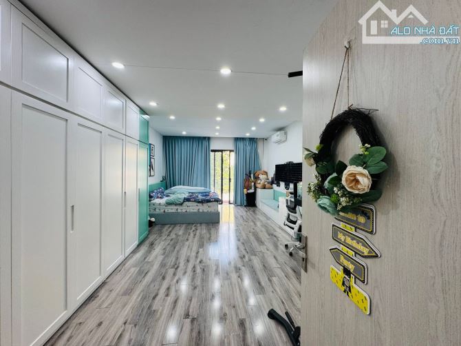 Phân lô Mình Khai, 7 tầng thang máy nhà đẹp, oto tránh đỗ, thông sàn 55m2. Giá 19.4 tỷ