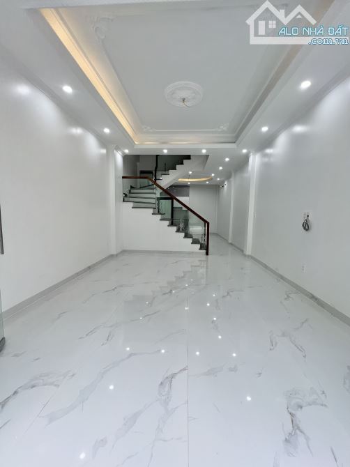 Bán căn nhà 4 tầng xây mới, vừa hoàn thiện tại KĐT HimLam Hùng Vương Hồng Bàng 47m 4,7 tỷ