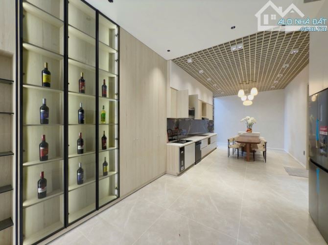 NHÀ SÂN VƯỜN WABI SABI – KIỆT Ô TÔ VÀO TẬN SÂN – TÔ HIỆU, LIÊN CHIỂU