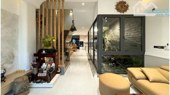 BÁN NHÀ PHỐ PHÚC HOA, CÓ SÂN, Ô CHỜ THANG MÁY, TẶNG NỘI THẤT, 70M2, 14,5 TỶ