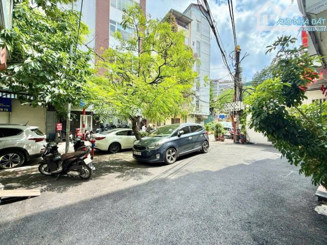 BÁN NHÀ 5 TẦNG MẶT PHỐ TÂY HỒ – LÔ GÓC VỈA HÈ 10M – KINH DOANH ĐỈNH GIÁ 28 TỶ