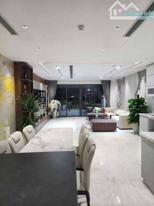 Phân lô vip Nguỵ Như Kon Tum, 7T thông sàn thang máy, vỉa hè oto tránh đỗ, KD, gara - 54m2