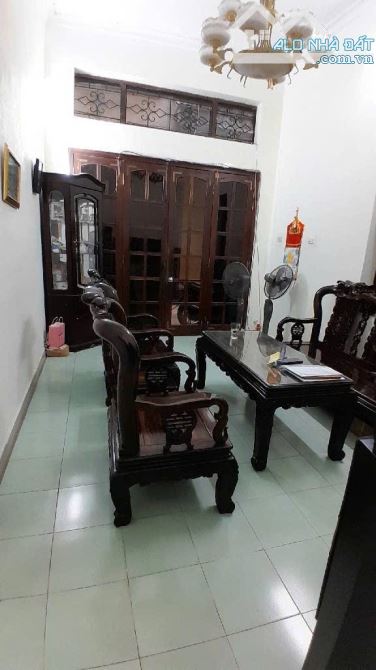 GIÁP BÁT, 45M2, PHÂN LÔ Ô TÔ VÀO NHÀ , SÁT PHỐ , MẶT TIỀN 5M SIÊU ĐẸP , 12,96 TỶ