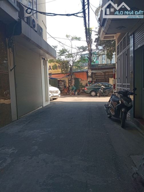 An sinh tốt,ngõ thông- Sát Bạch Mai-40m-7 tỷ 822