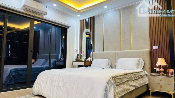 Bán nhà phó Tương Mai, Hoàng Mai 42m, 7 tầng. Giá: 15.9 tỷ - 3