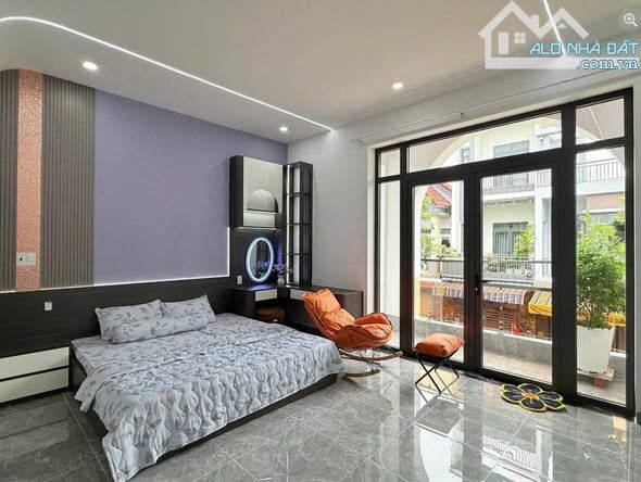 BÁN NHÀ XUÂN LA TÂY HỒ 42m 6 TẦNG THANG MÁY MT 4.3m 9 TỶ HƠN NGÕ THÔNG Ô TÔ LÔ GÓC