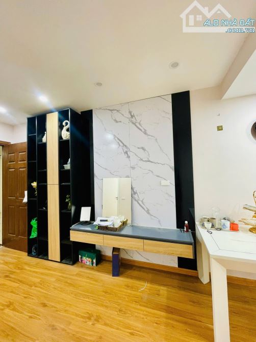 CHUNG CƯ 30T NAM TRUNG YÊN – 46M2 – 2 NGỦ – TẦNG TRUNG – GẦN TRƯỜNG NGUYỄN SIÊU – 4.79 TỶ