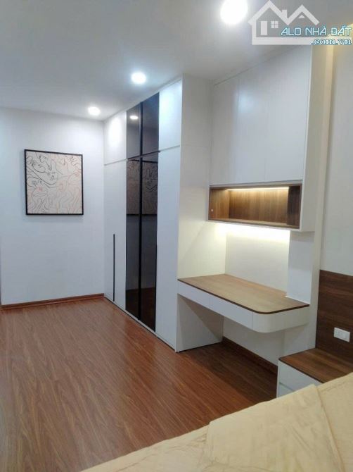 Hiếm! Bán Nhà Phú Thượng-Tây Hồ-Lô Góc- 2 Thoáng-Gần KĐT CiPutra- 55M2 - 5 Tầng- 13.8 Tỷ