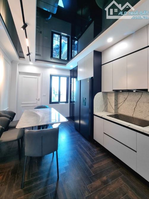 BÁN NHÀ BẰNG LIỆT, LINH ĐÀM, HOÀNG MAI 52M, 6 TẦNG THANG MÁY, GARA Ô TÔ CHỈ HƠN 10 TỶ.