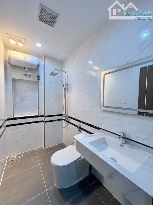 Bán căn nhà 4 tầng xây mới, vừa hoàn thiện tại KĐT HimLam Hùng Vương Hồng Bàng 47m 4,7 tỷ - 6