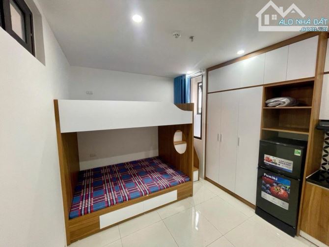 Bán căn hộ dòng tiền mặt ngõ Lô góc 2 MT full nội thất xịn ô tô vào nhà mới dòng không