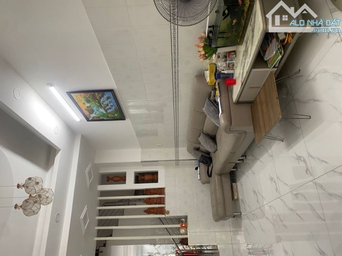 Cần bán gấp nhà giảm 500 đường số phường tân quy quận 7-3,5mx17 -3 tầng giá 11,4tỷ