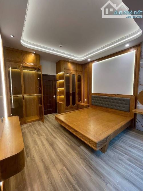 NHÀ ĐẸP TT THANH XUÂN-KHƯƠNG ĐÌNH CÁCH OTO 30M