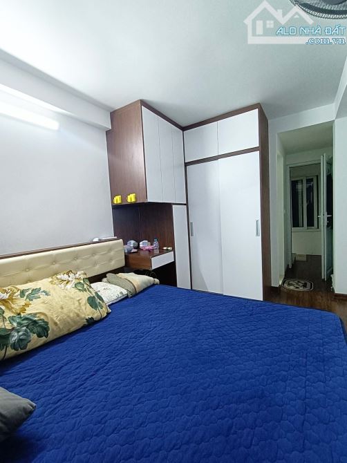 CẦU GIẤY – CÁCH MẶT PHỐ 10M – 2 THOÁNG – NHÀ ĐẸP Ở NGAY – FULL NỘI THẤT – 8.35 TỶ