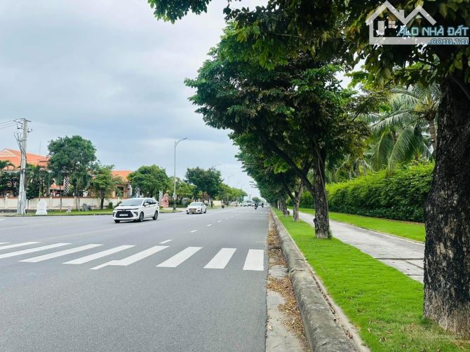 VIP BIỂN! BÁN ĐẤT 3 LÔ LIỀN KỀ 338M2 – 44,99 TỶ - MT TRẦN QUỐC HOÀN - Q. NGŨ HÀNH SƠN - 1