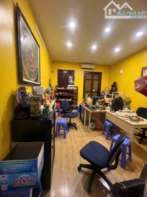 NGHĨA ĐÔ – PHÂN LÔ BÀN CỜ – Ô TÔ TRÁNH – 2 THOÁNG – 43.5M² – 5 TẦNG – 17.3 TỶ