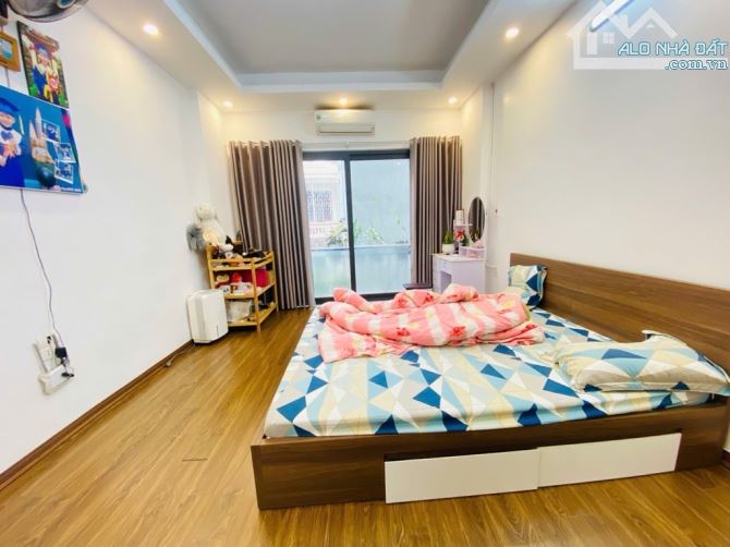 SIÊU PHẨM TÔ VĨNH DIỆN 40M – GẦN PHỐ – 10M RA NGÕ Ô TÔ – THÔNG SÀN 9TỶ