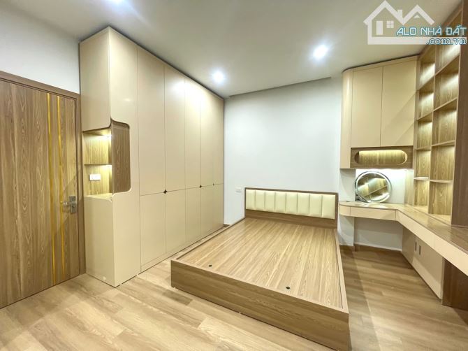 Bán nhà Trường Chinh 35m2 oto đỗ cửa ngõ thông 3 thoáng 9.180 tỷ